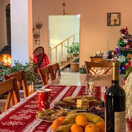 Family Hotel Kala Mestia Zewnętrze zdjęcie