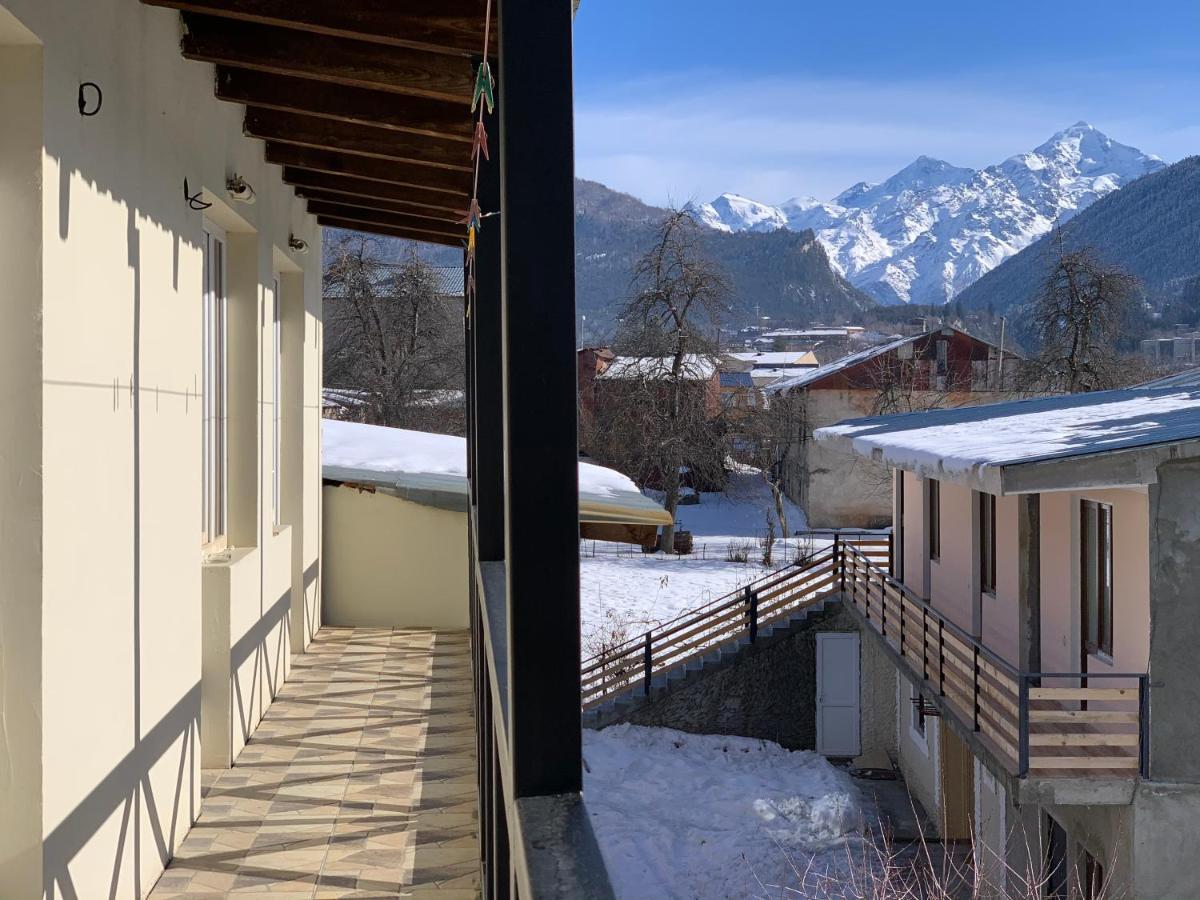 Family Hotel Kala Mestia Zewnętrze zdjęcie