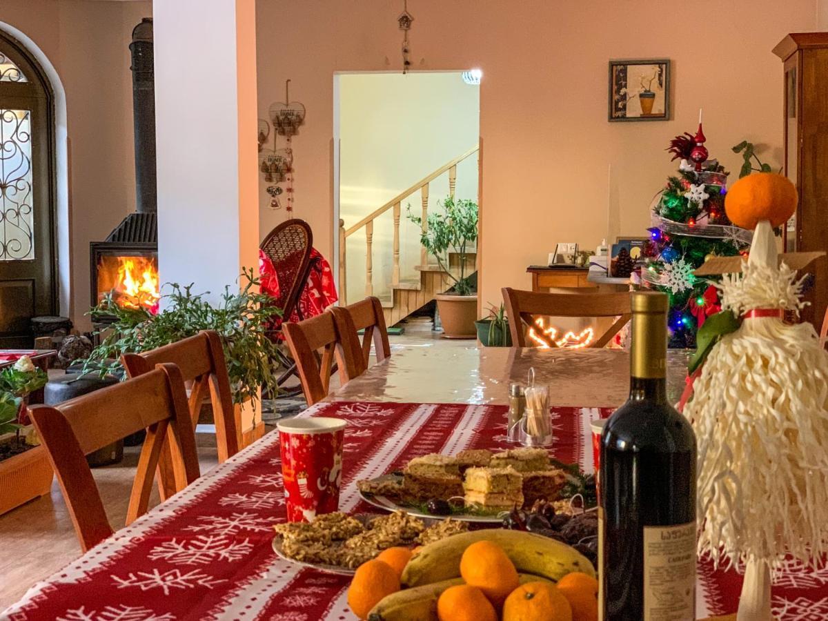 Family Hotel Kala Mestia Zewnętrze zdjęcie