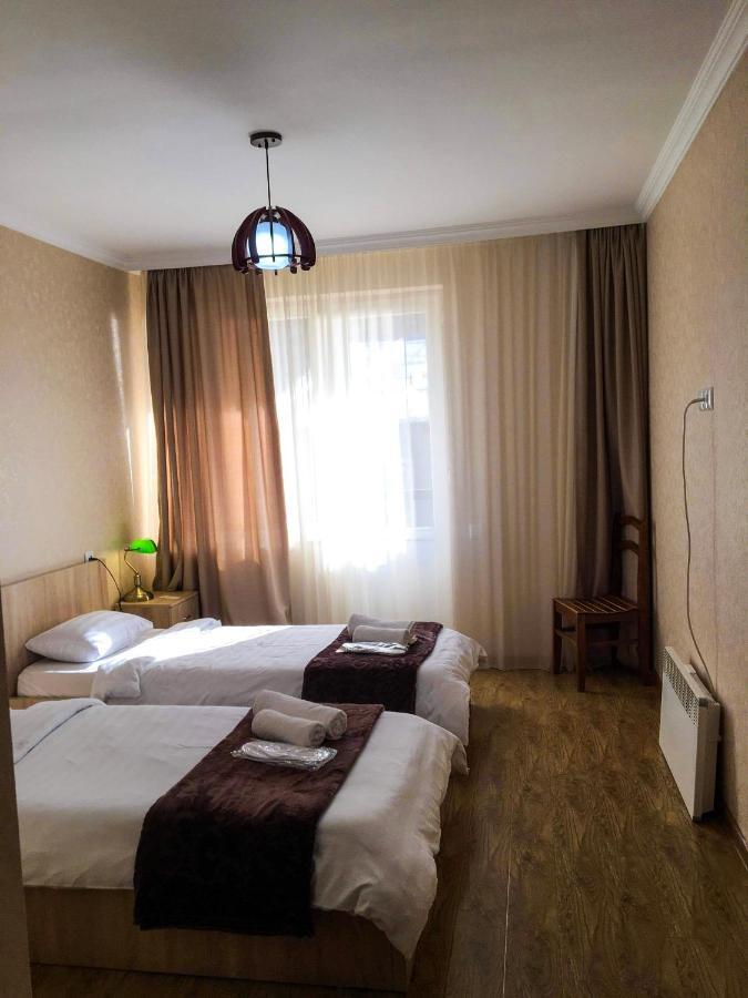 Family Hotel Kala Mestia Zewnętrze zdjęcie