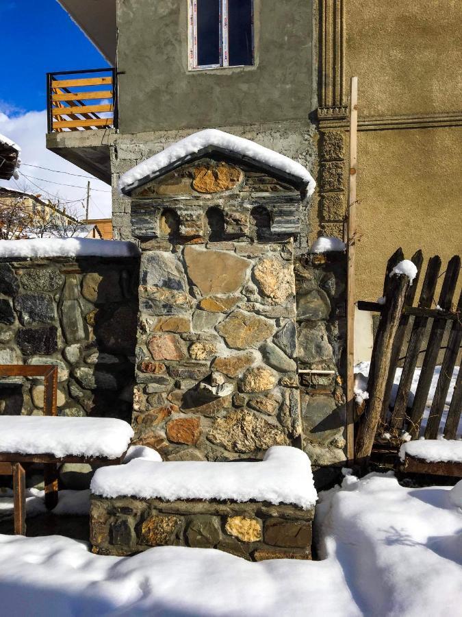 Family Hotel Kala Mestia Zewnętrze zdjęcie